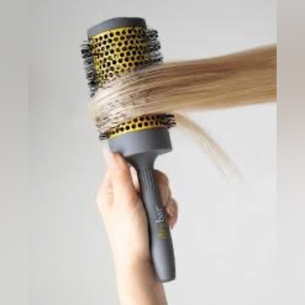 DryBar - Double Pint Large Round Ceramic Brush